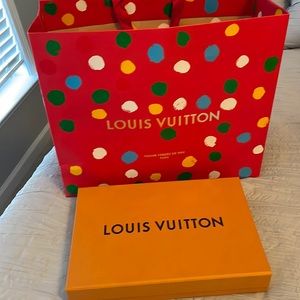 Louis Vuttion small box & medium shopping bag set also sold separately on page
